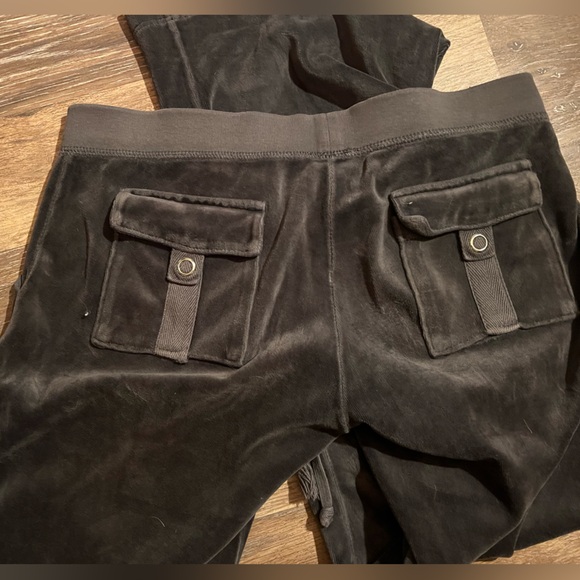 vintage juicy couture track suit pants with button pockets - Picture 5 of 8